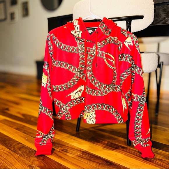 Nike Women's Just Do It Red Gold Chain Graphic Logo Cropped Hoodie - Picture 5 of 5